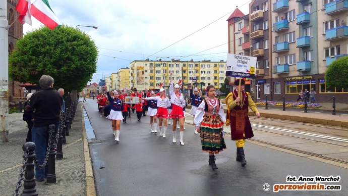 3/21 Orkiestry dęte zagrały na skrzyżowaniu