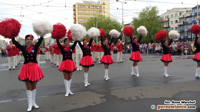 12/21 Orkiestry dęte zagrały na skrzyżowaniu
