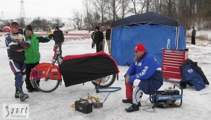 3/108 Daniszewski drugi na lodzie w Gnieźnie