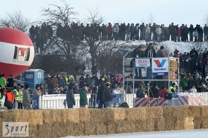 26/108 Daniszewski drugi na lodzie w Gnieźnie