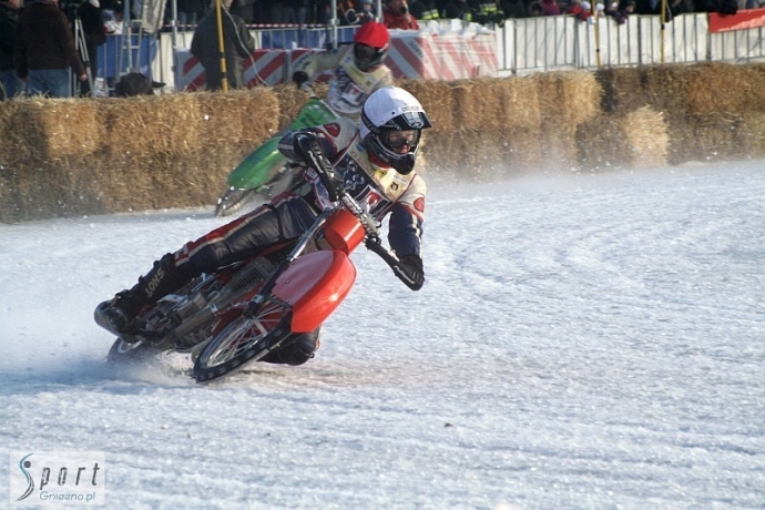 38/108 Daniszewski drugi na lodzie w Gnieźnie