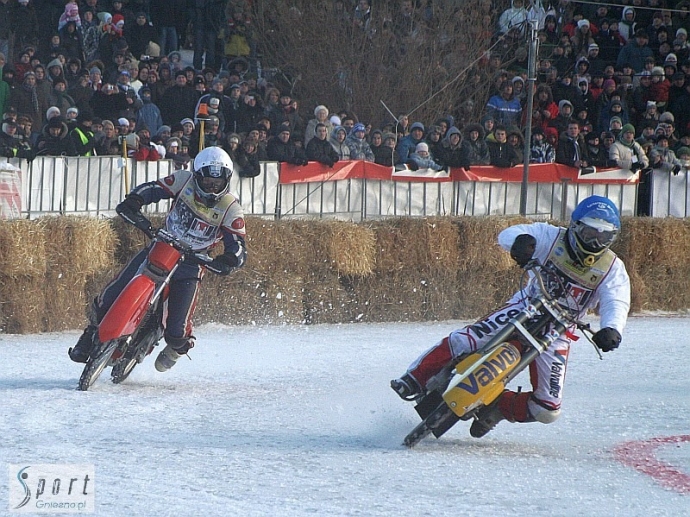 39/108 Daniszewski drugi na lodzie w Gnieźnie