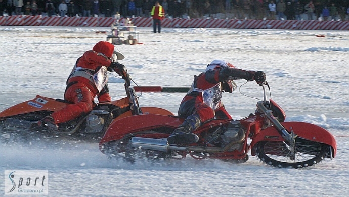 60/108 Daniszewski drugi na lodzie w Gnieźnie