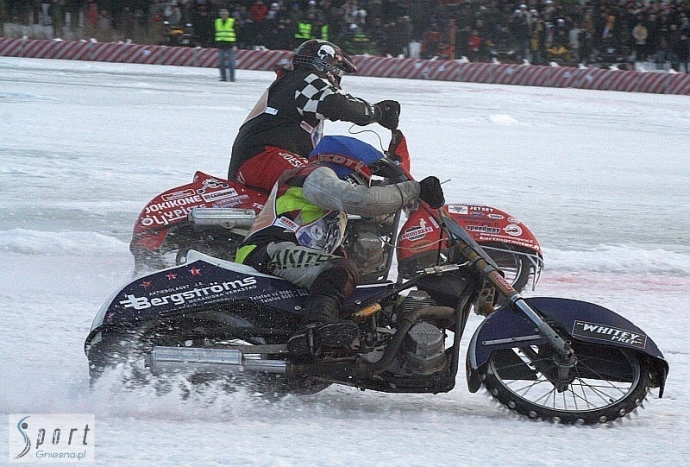 90/108 Daniszewski drugi na lodzie w Gnieźnie