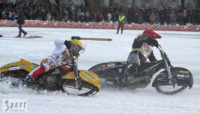 92/108 Daniszewski drugi na lodzie w Gnieźnie