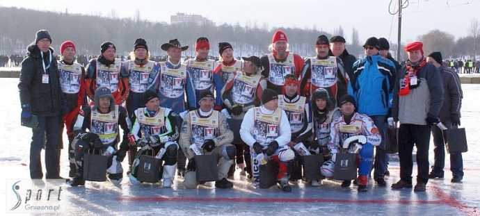 108/108 Daniszewski drugi na lodzie w Gnieźnie