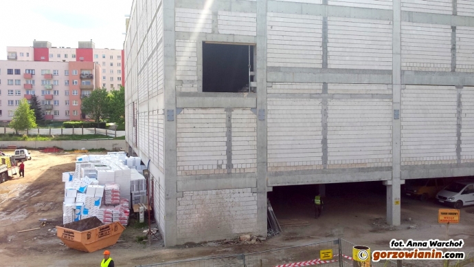 3/16 Prace przy Galerii Manhattan idą pełną parą