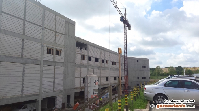 5/16 Prace przy Galerii Manhattan idą pełną parą