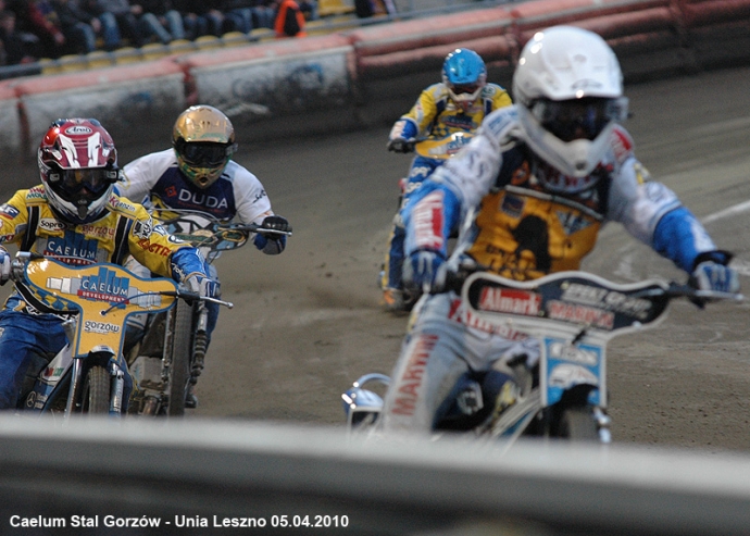 19/214 Speedway Ekstraliga 2010 w obiektywie