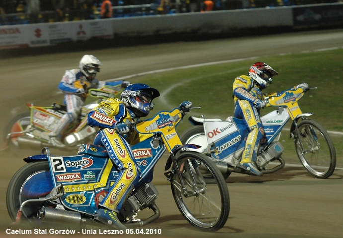 24/214 Speedway Ekstraliga 2010 w obiektywie