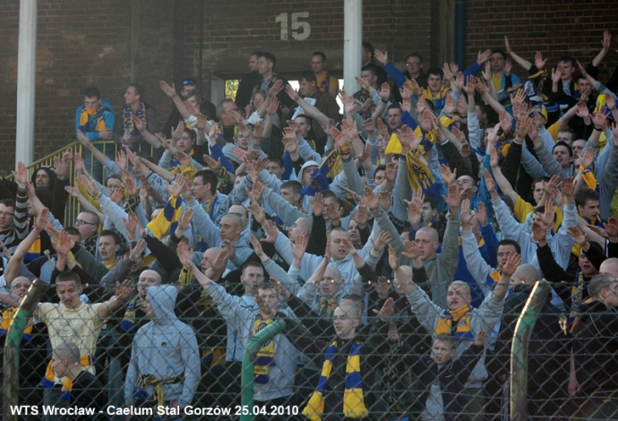 31/214 Speedway Ekstraliga 2010 w obiektywie