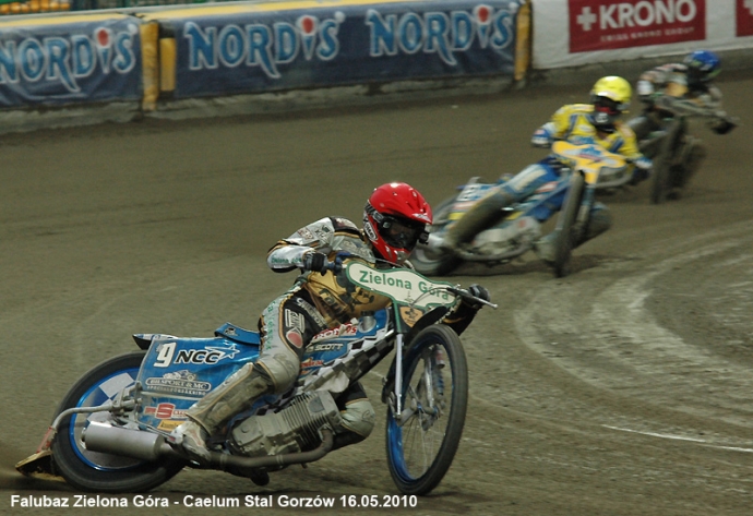 60/214 Speedway Ekstraliga 2010 w obiektywie
