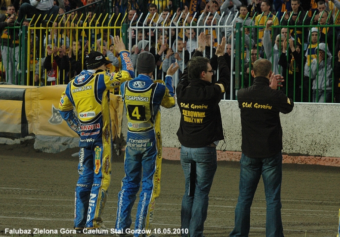 61/214 Speedway Ekstraliga 2010 w obiektywie