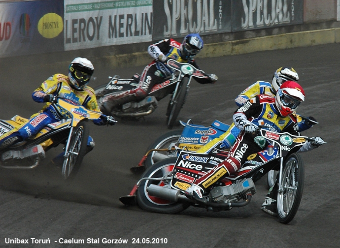 62/214 Speedway Ekstraliga 2010 w obiektywie