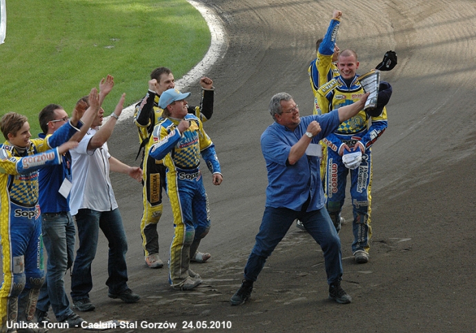 65/214 Speedway Ekstraliga 2010 w obiektywie