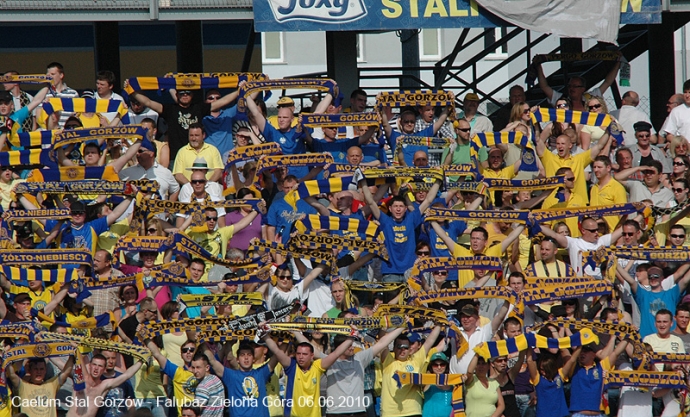 79/214 Speedway Ekstraliga 2010 w obiektywie