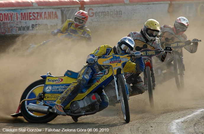 84/214 Speedway Ekstraliga 2010 w obiektywie