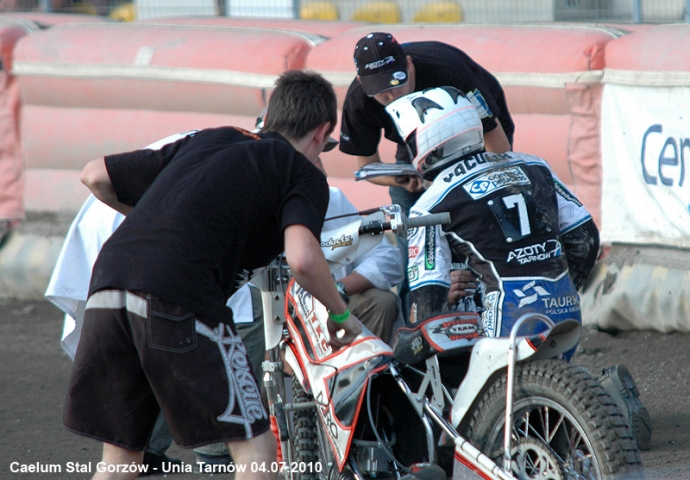 122/214 Speedway Ekstraliga 2010 w obiektywie