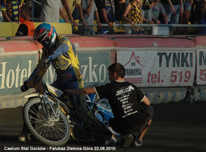 197/214 Speedway Ekstraliga 2010 w obiektywie