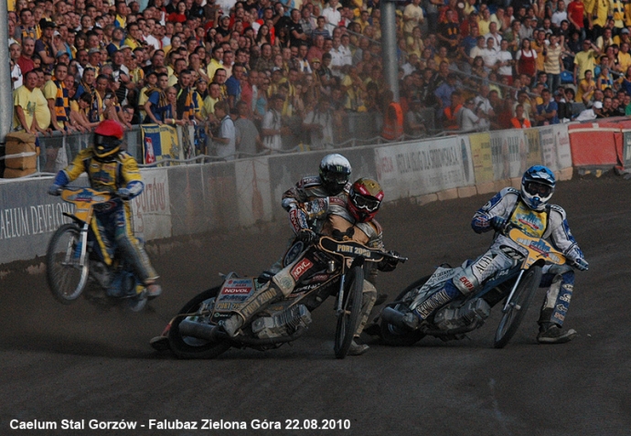203/214 Speedway Ekstraliga 2010 w obiektywie