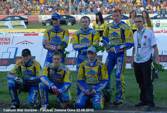 208/214 Speedway Ekstraliga 2010 w obiektywie