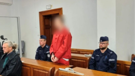 Mateusz H. oskarżony o zabójstwo ojca w Gorzowie na sali rozpraw w Sądzie Okręgowym. Wyrok dożywocia za zadanie 20 ciosów nożem przy ul. Łokietka.