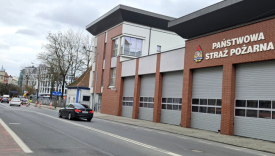 straż pożarna Gorzów JRG2 ulica Dąbrowskiego wyjazd do pożaru zablokowany przez nową śluzę rowerową i azyl