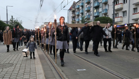 Procesja Drogi Krzyżowej w Gorzowie 2026 trasa przemarszu przez centrum miasta i utrudnienia w ruchu na skrzyżowaniu przy katedrze gorzowskiej