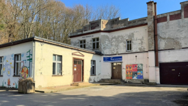 Zabytkowy budynek Miejskiego Centrum Kultury przy ul. Drzymały 26 w Gorzowie, który ma zostać wystawiony na sprzedaż przez MCK