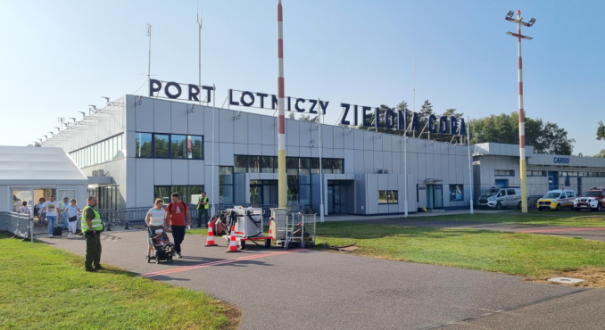 Lotnisko Zielona Góra Babimost loty do Egiptu 2026 dopłaty z budżetu województwa lubuskiego Czarna Księga Wydatków Publicznych Marsa Alam