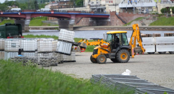 Ruszyła budowa Wartowni. Tak będzie grała latem