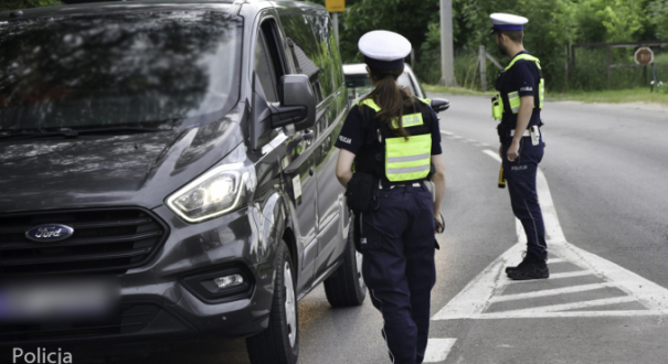 Akcja trzeźwy poranek na rondzie Poznańskim w Gorzowie kontrola trzeźwości policja drogówka