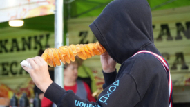 Urodziny Miasta Gorzowa 2026 strefa gastronomiczna ceny jedzenia park Górczyński Gorzów
Stoiska z jedzeniem i napojami impreza plenerowa Urodziny Gorzowa park Górczyński