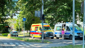 Wypadek potrącenie pieszego ulica Walczaka ulica Widok Gorzów policja pogotowie ratunkowe
Potrącenie przez taksówkę ulica Walczaka Gorzów przejście dla pieszych sygnalizacja świetlna