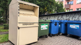 kontenery na odzież używaną pojemniki na stare ubrania zbiórka tekstyliów miejskie odpady komunalne lokalizacje kontenerów wtórpol gorzów