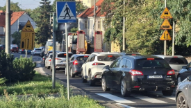 Korki na dojazdach do mostu Lubuskiego w Gorzowie paraliż na Trasie Nadwarciańskiej zablokowana ulica Podmiejska i Warszawska DK22
