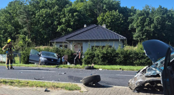 Wypadek DW132 Bogdaniec Motylewo zderzenie Volkswagena i Forda śmigłowiec LPR Gorzów