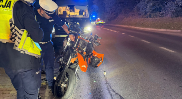 wypadek motocyklisty ulica zwirowa gorzow zderzenie z busem brak uprawnien do kierowania