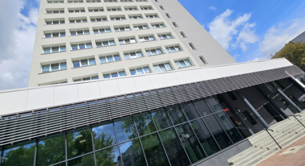 budynek dawnej Przemysłówki Gorzów kary dla wykonawcy i projektanta przebudowa za 74 miliony złotych