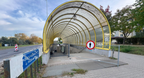 zamkniete przejscie podziemne ulica pilsudskiego remont chodnikow gorzow
