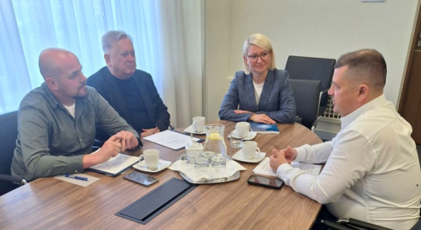 grzegorz ignatowicz opuszcza koalicję obywatelską i zakłada nowy klub gorzów wielkopolski w radzie miasta gorzów