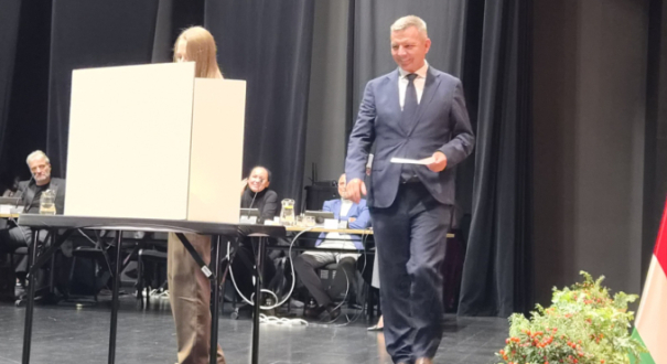 odwołanie przewodniczącego robert surowiec rada miasta gorzów