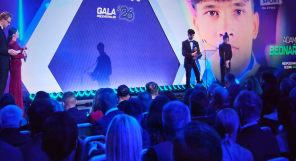 adam bednar statuetka szczakiel niespodzianka sezonu pge ekstraliga gala zuzlowa stal gorzow wyniki glosowania