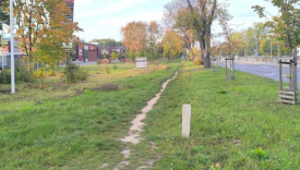 brak utwardzonego chodnika droga krajowa nr 22 ulica franciszka walczaka park handlowy big rondo gdynskie gorzow