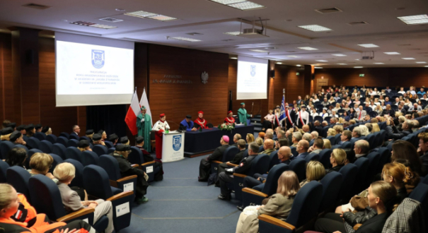 AJP w ogonie ogólnopolskiego rankingu. Maturzyści omijają Gorzów, ale po dyplomie jest praca