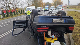 wypadek ulica szczecińska gorzów rozbity peugeot dachowanie